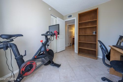 4146 Orangewood Dr, Tucson AZ 85741-1344 exterior