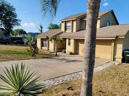5722 Grand Canyon Dr, Orlando FL  32810-3229 exterior