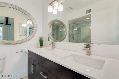 5704 Scottsdale Rd, Scottsdale AZ 85254-5161 exterior