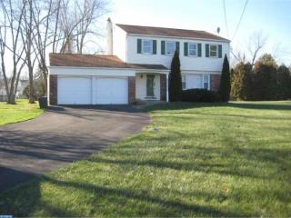 714 Holland Rd, Southampton PA  18966-1821 exterior