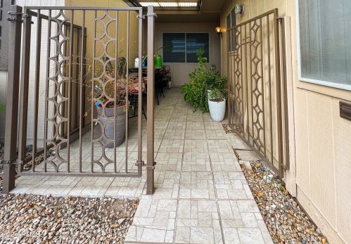 13705 98th Ave, Sun City, AZ 85351-2961