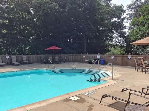 52 Deer Tree Ln, Briarcliff NY  10510-1751 exterior