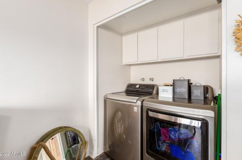 6169 Granite Reef Rd, Scottsdale AZ  85250-6201 exterior