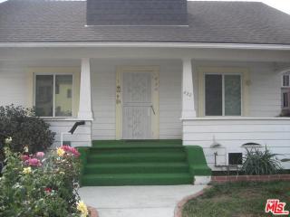 832 50th St, Los Angeles, CA 90011-4108