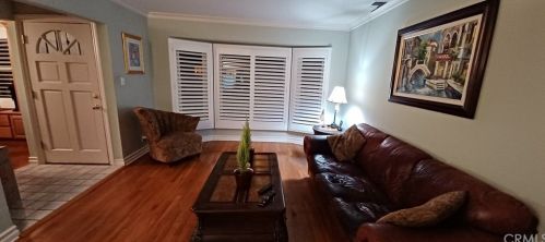 3833 Conquista Ave, Long Beach, CA 90808-2213