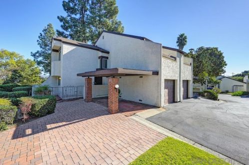 1477 Falcon Ln, El Cajon CA  92020-1426 exterior