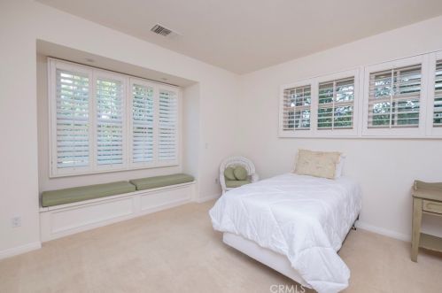 1520 Bonita Vista Dr, San Bernardino CA  92404-2104 exterior