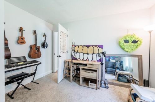 64 Laurelwood Rd, Groton CT  06340-4206 exterior