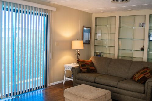 5658 Box R St, Tucson AZ  85713-6330 exterior