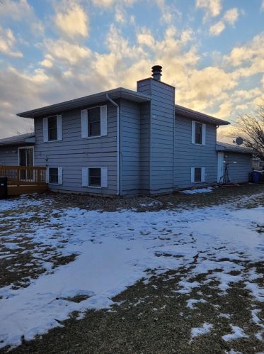 9839 Buchanan St, Crown Point, IN 46307-2418