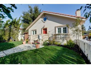 1545 Alma St, Palo Alto CA  94301-3504 exterior