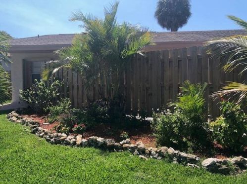 8615 Satalite Ter, West Palm Beach, FL 33403-1646