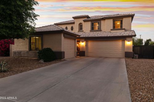 3370 Flamingo Ct, Gilbert, AZ 85297-8205