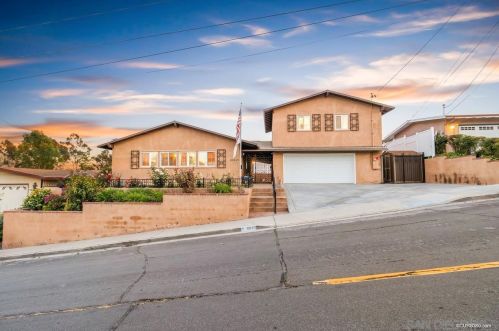 8045 Morocco Dr, La Mesa, CA 91942-2164