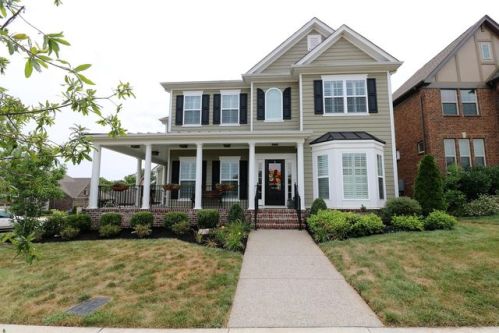 624 Westcott Ln, Nolensville, TN 37135-4009