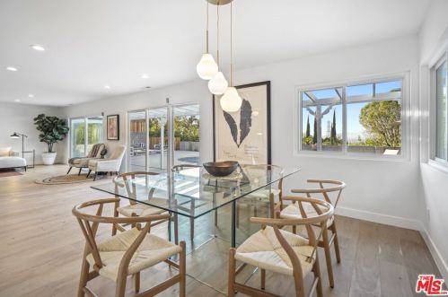 3351 Wrightwood Dr, North Hollywood CA  91604-3939 exterior