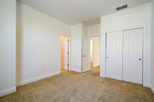 11852 White Rain Way, Rancho Cordova CA  95742-8003 exterior