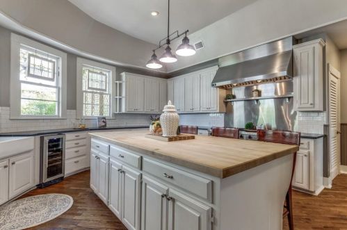 201 Williams St, Waxahachie, TX 75165-3447