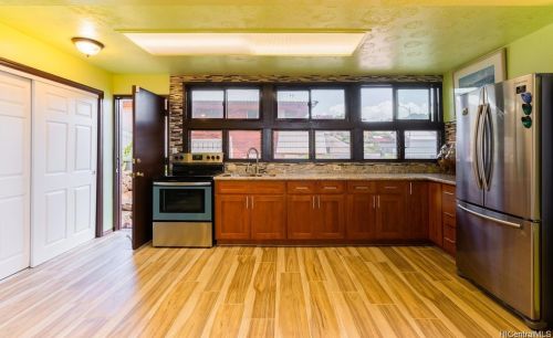 99-606 Hoio St, Aiea, HI 96701