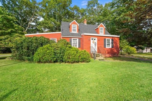 141 Rte 12, Norwich CT  06365-8335 exterior