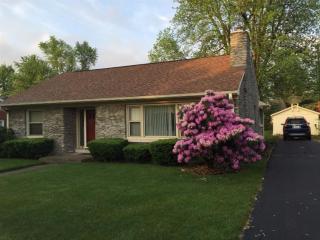 792 Della Dr, Lexington, KY 40504-3610