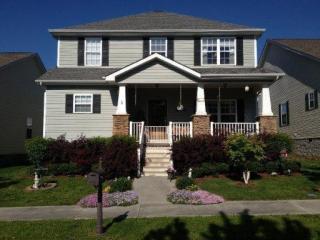 821 Stratford Ave, Sweetwater, TN 37874-2351