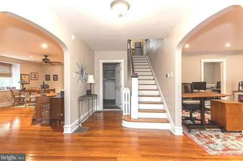 16 Township Line Rd, Norristown, PA 19401-1509