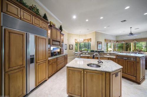 3659 Bay Crk Dr, Bonita Springs FL 34135 exterior