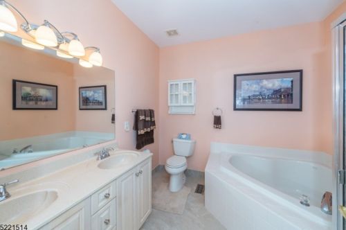 45 Windsor Dr, Lincoln Park NJ  07035-1700 exterior