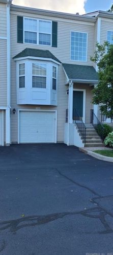 1102 Lexington Blvd, Bethel, CT 06801-1347