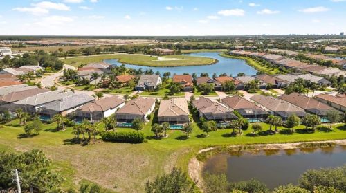 2754 Aviamar Cir, Naples FL 34114-0097 exterior