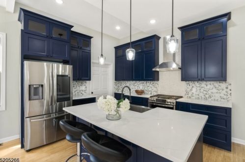 215 Rutledge Ave, East Orange NJ  07017-4911 exterior