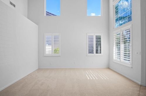 2709 Mira Vista Dr, Modesto CA  95356-8798 exterior