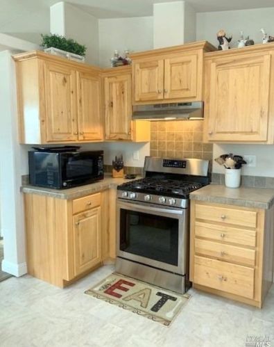 1114 Dale Ct, Santa Rosa CA  95401-4448 exterior