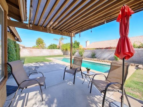 45160 Bridgette Way, La Quinta CA  92253-7200 exterior