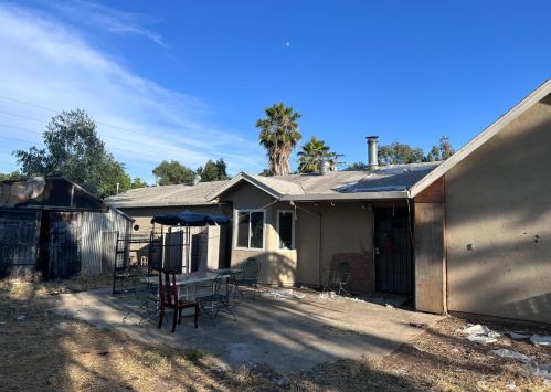 7201 16th St, Rio Linda, CA 95673-1609