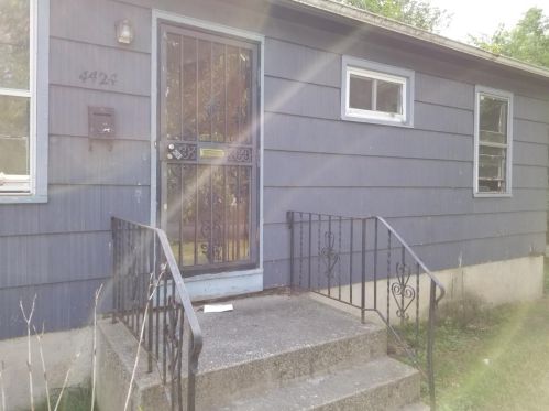 4424 Buchanan St, Gary, IN 46408-3204