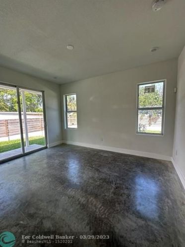 1305 58th Ave, Hollywood FL  33021-5123 exterior