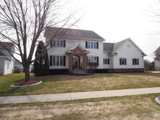 233 Thornbrook Ln, Appleton, WI 54913-6817