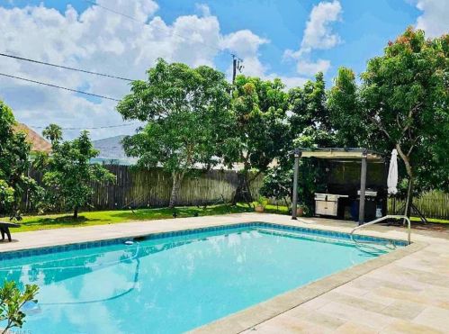 2642 44th Ter, Naples, FL 34116-7844