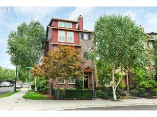 888 Caden Ave, Beaverton, OR 97124-7249