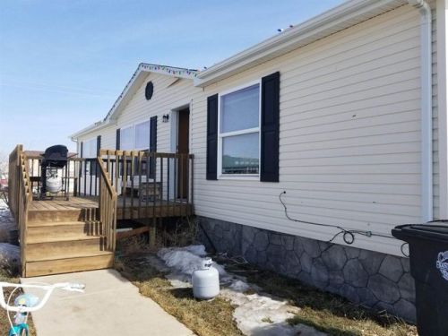 222 5th St, Temple, ND 58852-7530