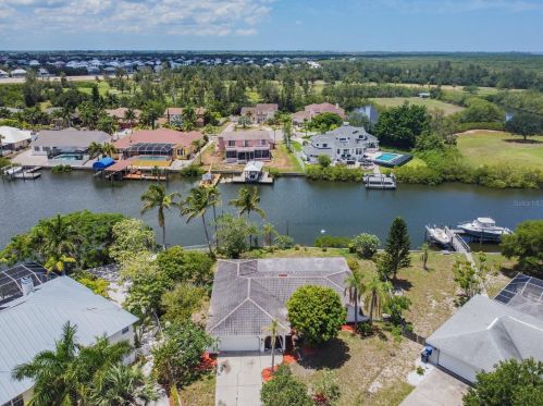 926 Eagle Ln, Ruskin, FL 33572-2777