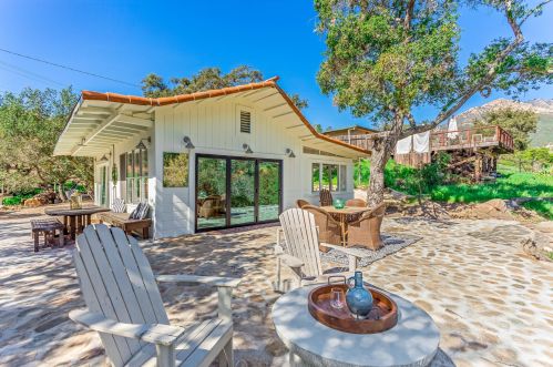 1100 Tunnel Rd, Santa Barbara, CA 93105-2134