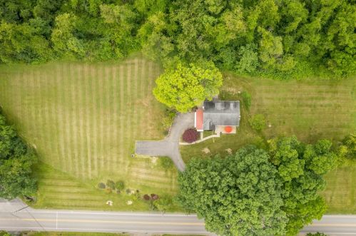 418 980 Rd, Mc Donald PA  15057-2886 exterior