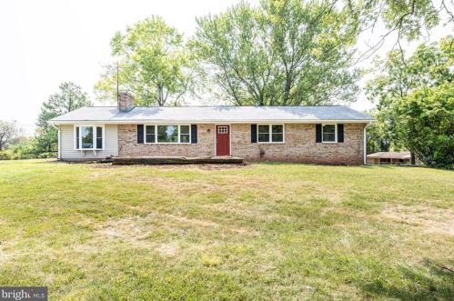 12214 Hooe Rd, Bristow, VA 20136-1610