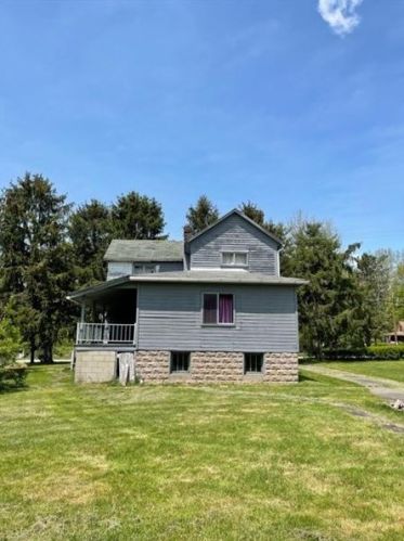 338 Coolspring Jumonville Rd, Hopwood PA  15445-2407 exterior