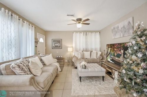 402 15th Ter, Delray Beach, FL 33444-1444