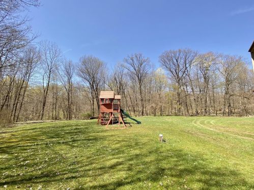 8441 Dunham Rd, Mount Vernon OH  43050-8572 exterior