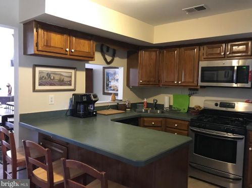 19 Gallo Ct, Trenton NJ  08648-1479 exterior